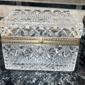 VINTAGE CRYSTAL/GLASS JEWELRY TRINKET BOX MADE IN ITALY